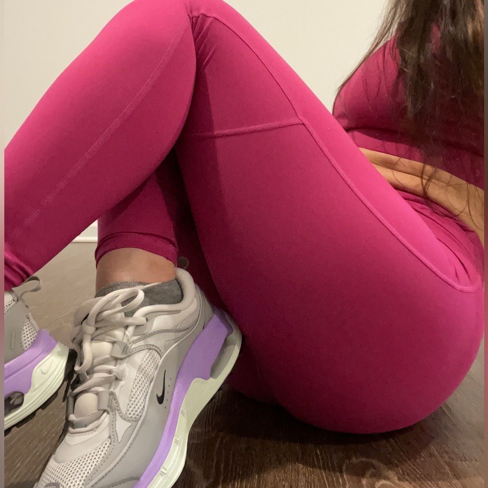 Very Berry Legging The Fabletics Trinity High-Wai… - image 6